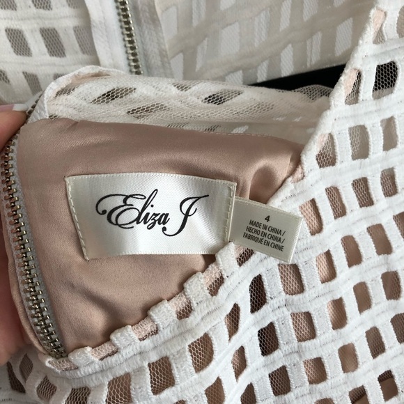 Eliza J Lace Crochet Shift Dress - Picture 3 of 8